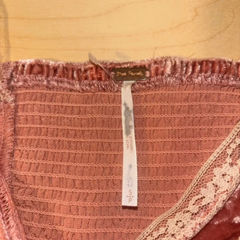 Free People Yours Truly Velvet Puff Sleeve Top Regency Empire Waist Sz S Pink